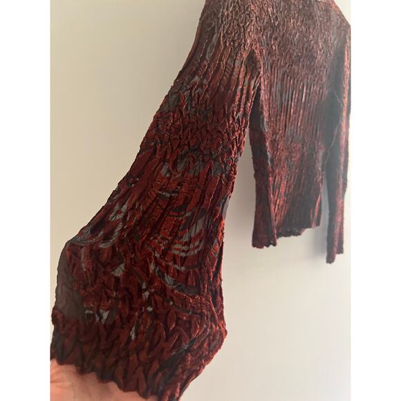 Komarov Velvet Crinkle Top Floral Red Brown Lightweight Size Medium JL - Picture 2 of 8